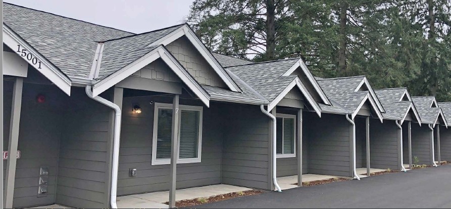 Woodbrook Apartments in Lakewood, WA - Building Photo