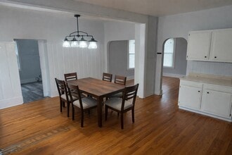 136 West St in Clinton, MA - Foto de edificio - Building Photo