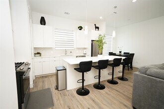 4607 Edmund St in Houston, TX - Building Photo - Building Photo