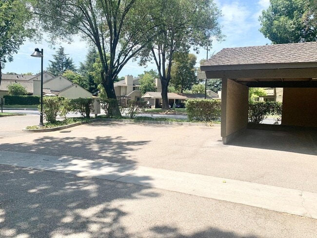 property at 5412 Makati Cir