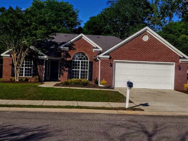property at 304 Grandiflora Cir