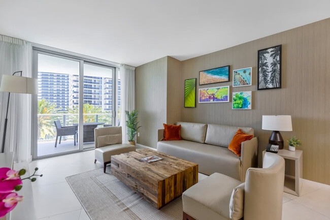 4011 S Ocean Dr in Hollywood, FL - Building Photo - Building Photo