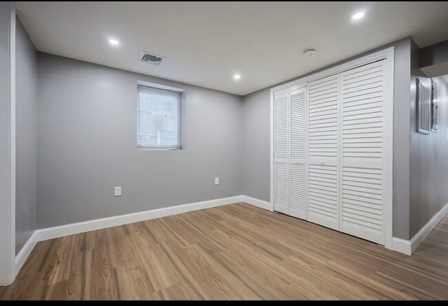 16 Hawes St in Revere, MA - Building Photo - Building Photo