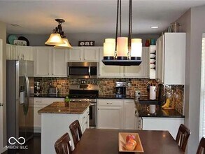 12906 Pleasant View Ln in Fishers, IN - Building Photo - Building Photo