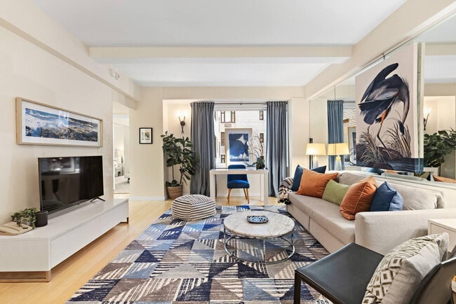 160 Central Park S