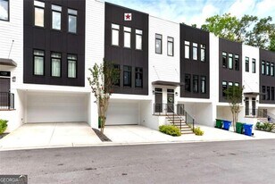 1107 BRIAR COVE Cir in Atlanta, GA - Building Photo