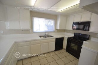 11637 Warbler Way in Moreno Valley, CA - Building Photo - Building Photo