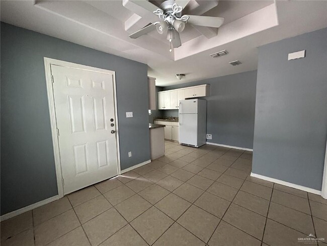 1404 Quitaca Dr in Edinburg, TX - Building Photo - Building Photo