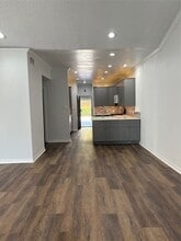 1012 Fleetwood Pl Dr in Houston, TX - Building Photo - Building Photo