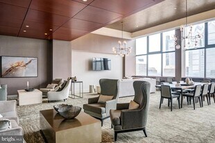 1500 Locust St, Unit 1B-3717 in Philadelphia, PA - Building Photo