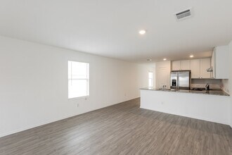 4331 Levee Rdg in San Antonio, TX - Building Photo - Building Photo