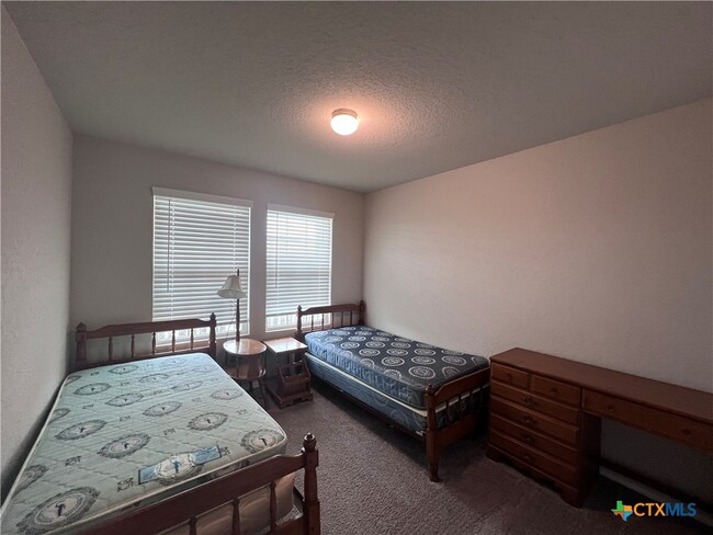 31567 Bard Ln in Bulverde, TX - Building Photo - Building Photo