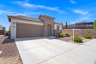 1128 Paseo de Suerte Dr in Horizon City, TX - Building Photo - Building Photo