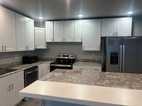 110 Kensington Dr in Spartanburg, SC - Building Photo - Building Photo