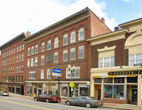 333-339 Water St in Augusta, ME - Foto de edificio - Building Photo