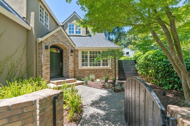 869 Melville Ave in Palo Alto, CA - Building Photo - Building Photo