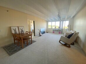 1731 Beacon St in Brookline, MA - Building Photo - Building Photo