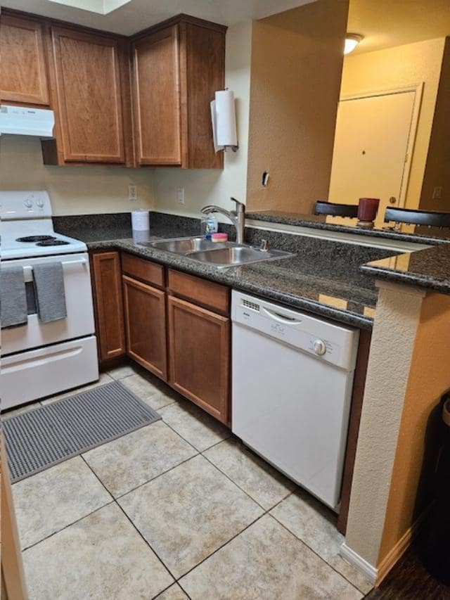 1455 E Katie Ave, Unit F20 in Las Vegas, NV - Foto de edificio - Building Photo