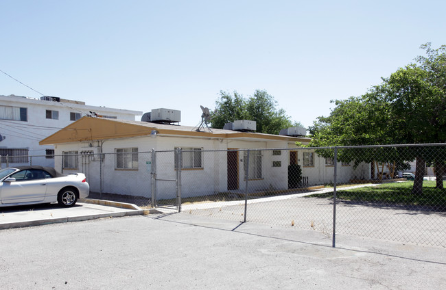 Andrea Apartments in Las Vegas, NV - Foto de edificio - Building Photo