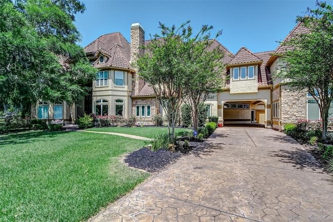 property at 33202 W Haddon Ct