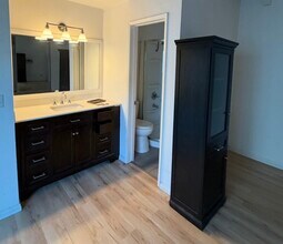 1921 Harriman Ln, Unit Unit #2 in Redondo Beach, CA - Building Photo - Building Photo