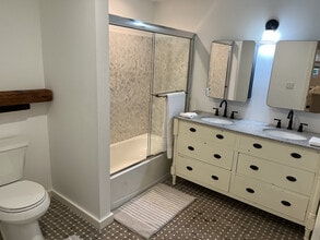 5 Madison Pl in Albany, NY - Foto de edificio - Building Photo