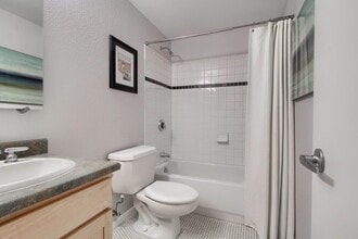 3295 Blake St, Unit 104 in Denver, CO - Building Photo - Building Photo