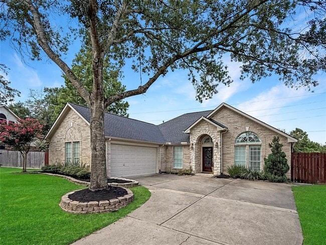 13807 Halpren Falls Cir in Cypress, TX - Building Photo - Building Photo