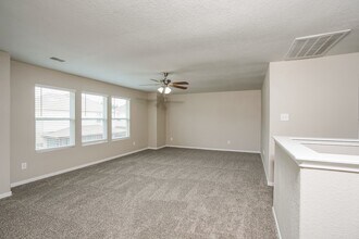 14815 Hillside Woods Ct in Houston, TX - Building Photo - Building Photo