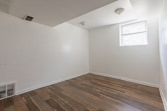 Brookhaven Apartments in Detroit, MI - Building Photo - Interior Photo