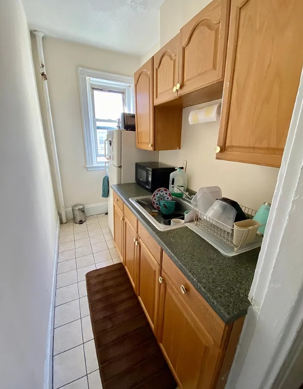 108 Peterborough St, Unit 27 in Boston, MA - Foto de edificio - Building Photo