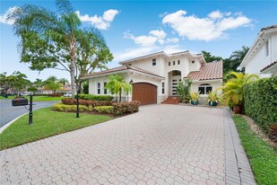 4521 NW 93rd Doral Ct