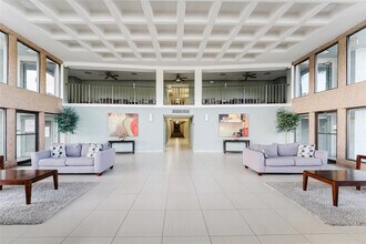 9440 SW 8th St in Boca Raton, FL - Foto de edificio - Building Photo