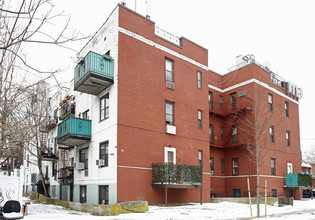 Sea Gate Community in Brooklyn, NY - Foto de edificio - Building Photo