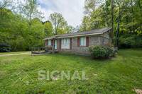 405 Angora Dr NE photo'