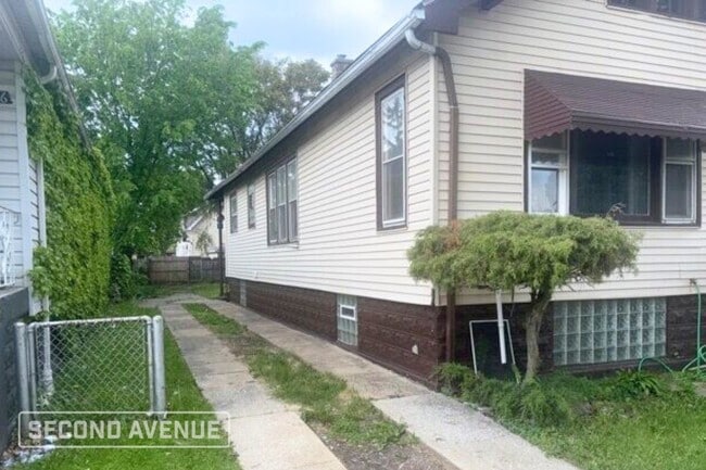 9932 S Lafayette Ave in Chicago, IL - Building Photo - Building Photo