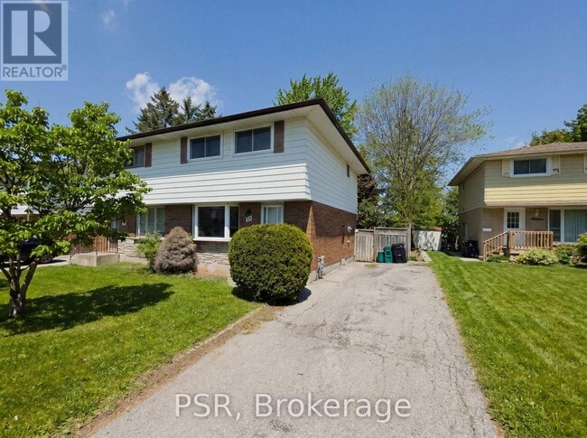property at 11 Elmsdale Dr