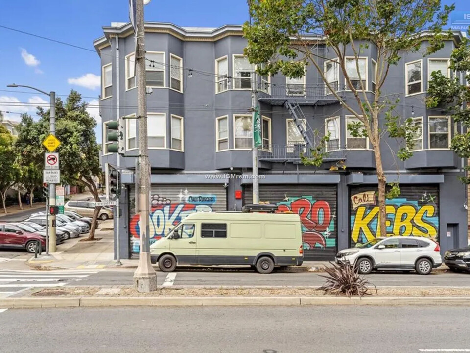 Magland Arms Apartments in San Francisco, CA - Building Photo