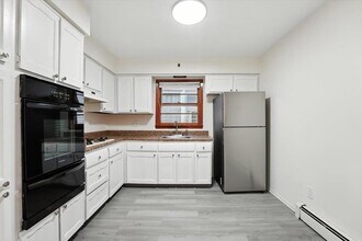 36 Liberty Ave in Jersey City, NJ - Building Photo - Building Photo