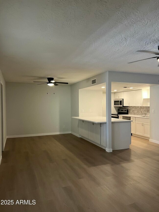 540 E Royal Palms Dr in Mesa, AZ - Building Photo - Building Photo