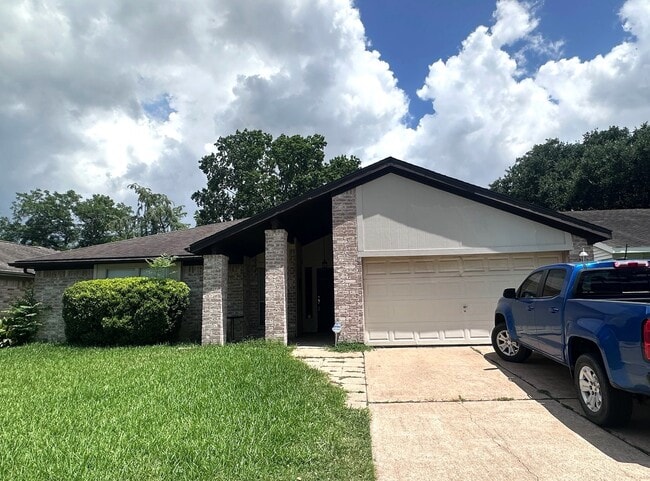 21314 Highland Knolls Dr