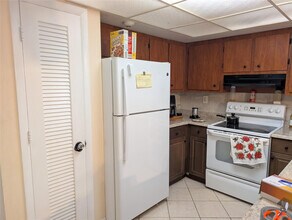 7502 NW 44th Ct in Coral Springs, FL - Building Photo - Building Photo