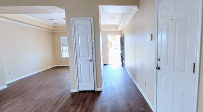 2114 Hawks Rd in Missouri City, TX - Building Photo - Building Photo