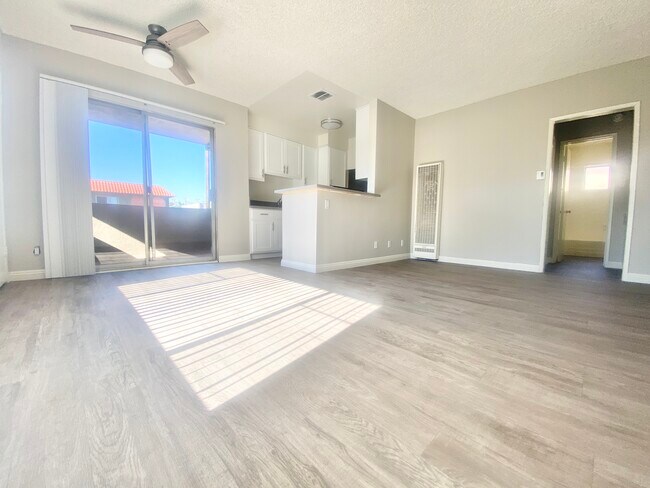 12770 Pacific Ave in Los Angeles, CA - Building Photo - Building Photo