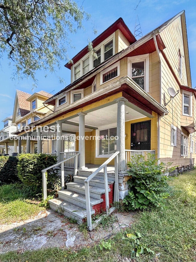 2213 E 82nd St in Cleveland, OH - Building Photo - Building Photo