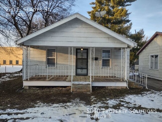 property at 220 E Gladys St