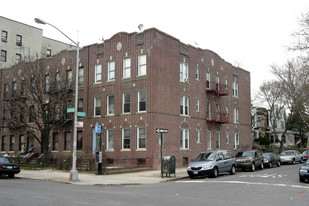 823 Avenue C Apartamentos