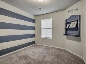 11609 NW 95th St in Yukon, OK - Building Photo - Building Photo