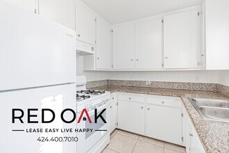 4838 Hazeltine Ave in Los Angeles, CA - Building Photo - Building Photo