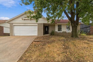 2911 S 121st E Ave in Tulsa, OK - Building Photo